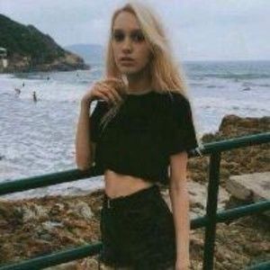 Meet your Posher, West